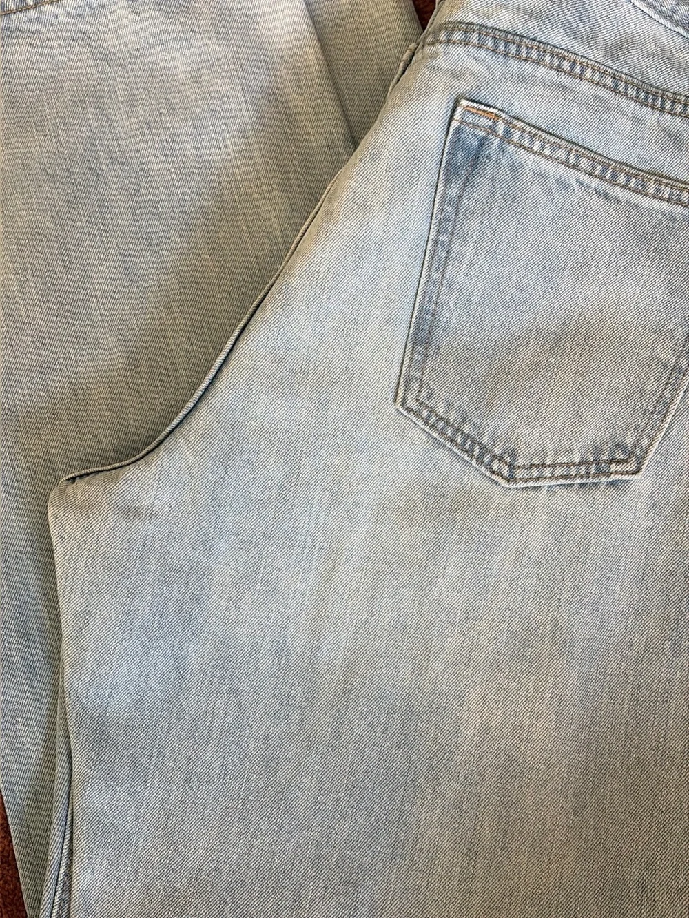 Old Navy Light Blue Men’s Relaxed Baggy Jeans